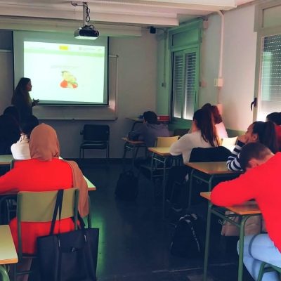 PIMEC_talleres_formativos_presenciales_ayuntamientos_institutos_FP_diversidad